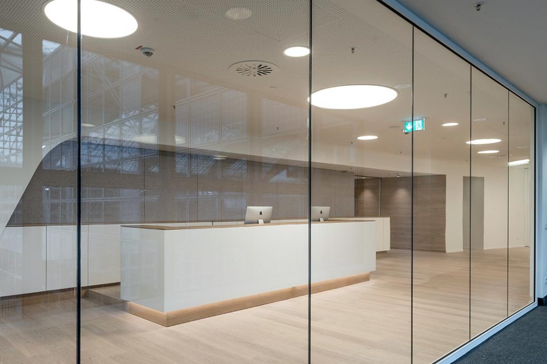 Innenarchitektur: Smile Eyes Augenklinik, Airport München