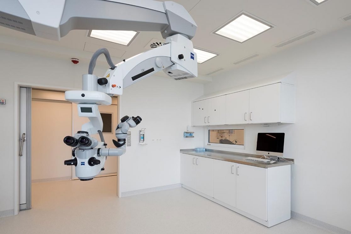 Innenarchitektur: Smile Eyes Augenklinik, Airport München