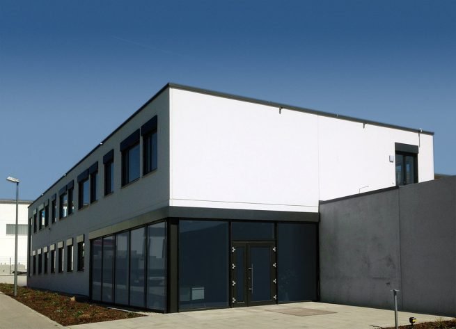 mhp | Architekten Innenarchitekten: Firmengebäude Ackermann HKS